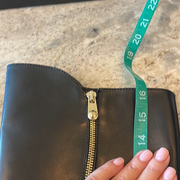 Tahari black leather “Billings” boots 👢 - Picture 5 of 10